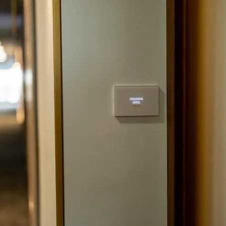 Comandor مامايا