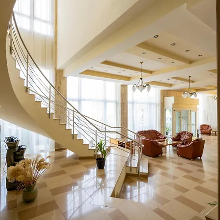 Hotel Comandor 4*