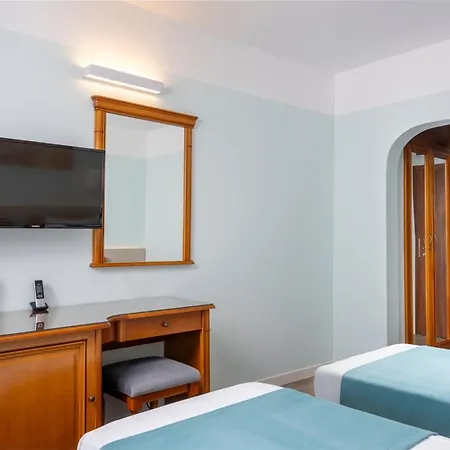 Comandor Hotel