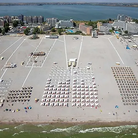 Comandor Mamaia