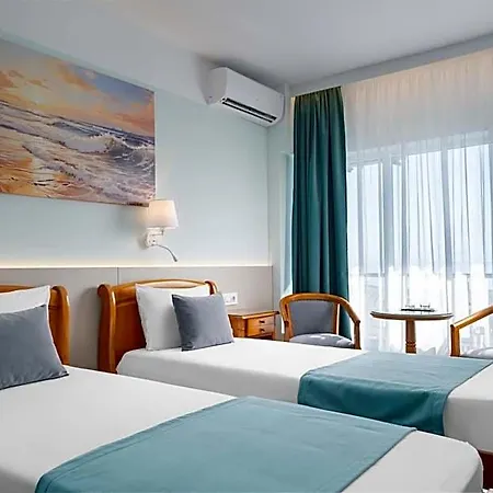 Comandor Szálloda Mamaia